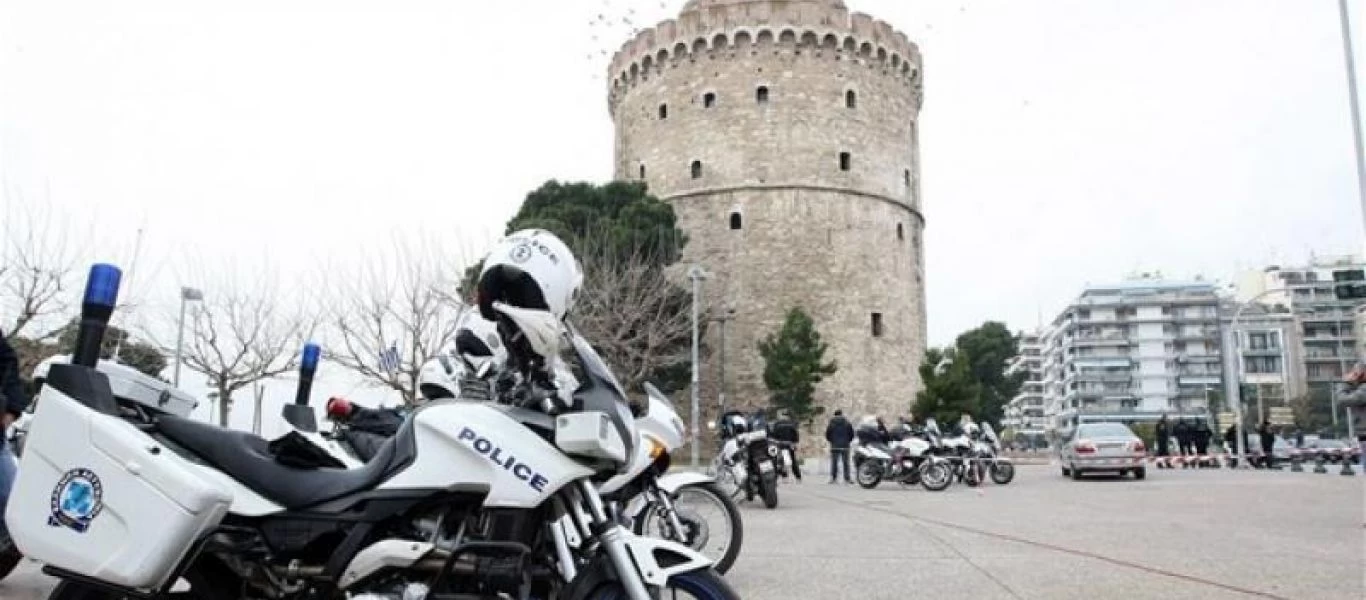 Θεσσαλονίκη: Κάδο απορριμμάτων γεμάτο μολότοφ βρήκε η ΕΛ.ΑΣ. στην Τούμπα